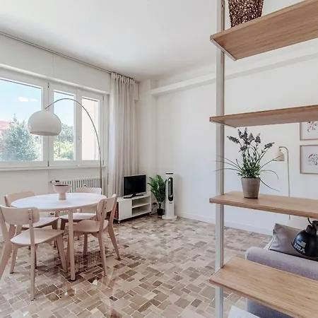 Apartment Ria By Quokka 360 - In The Centre Of Como